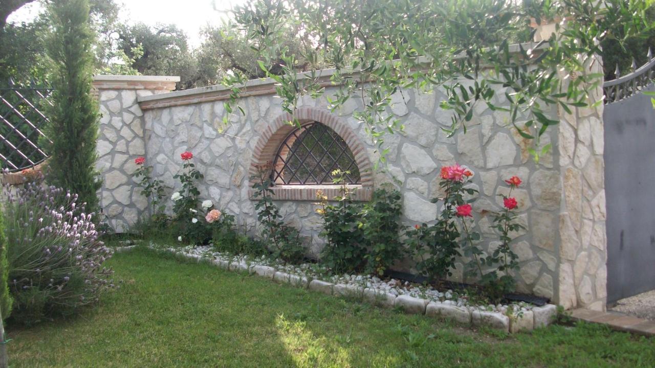 לינה וארוחת בוקר Canneto  Il Giardino Degli Ulivi מראה חיצוני תמונה